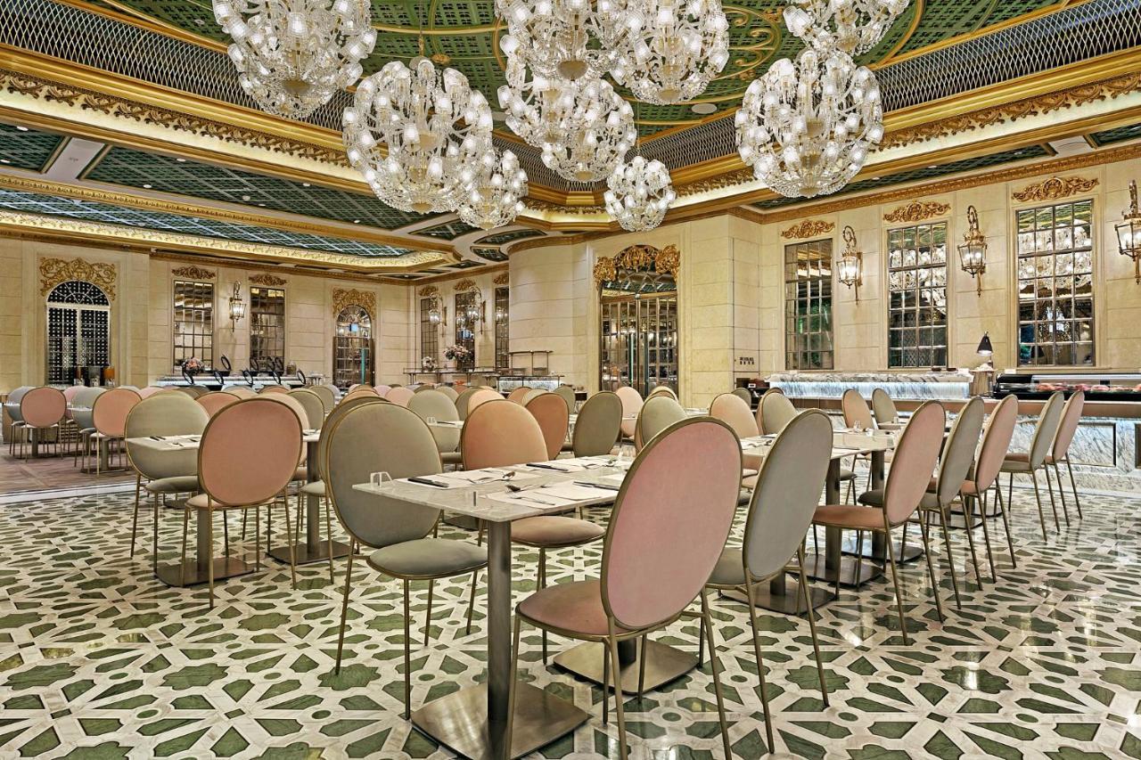Hotel Alexandra Hong Kong Bagian luar foto